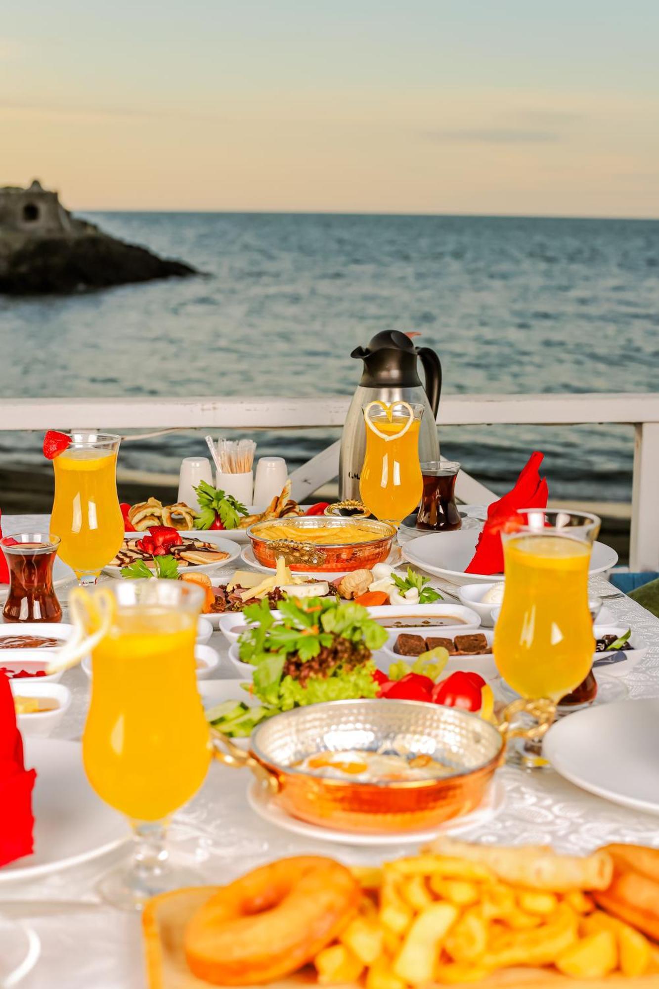 Mare Blu Hotel Trabzon Buitenkant foto